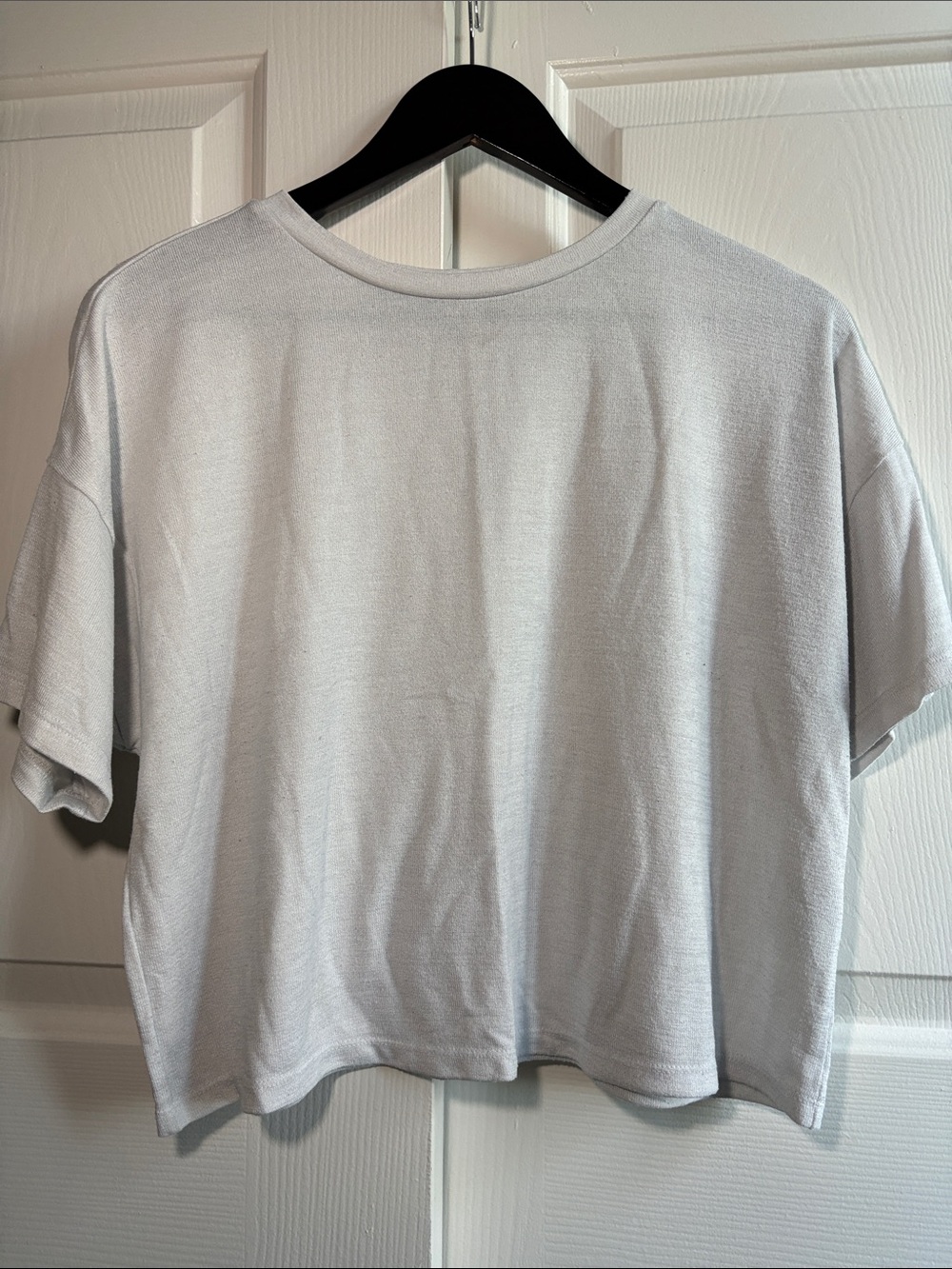 Banana Republic Light Gray Cropped Tee